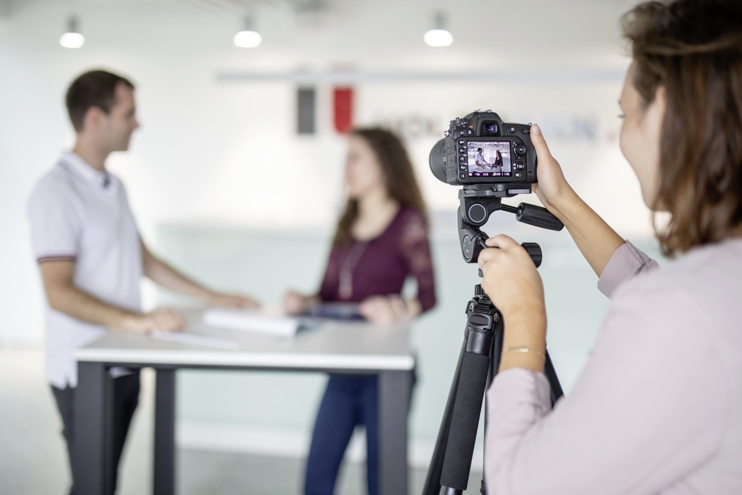 Fotografieren mit Kamera im Volontariat